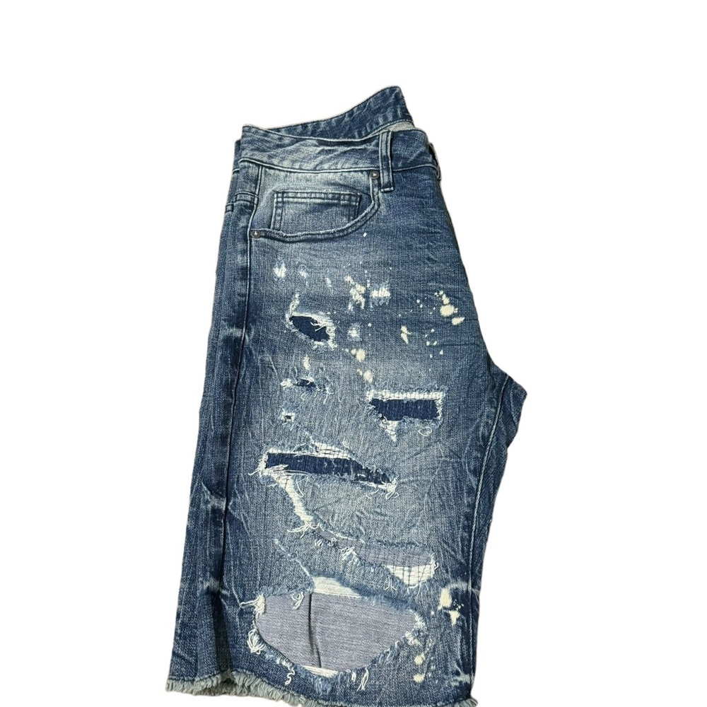 Smoke rise Mens denim shorts